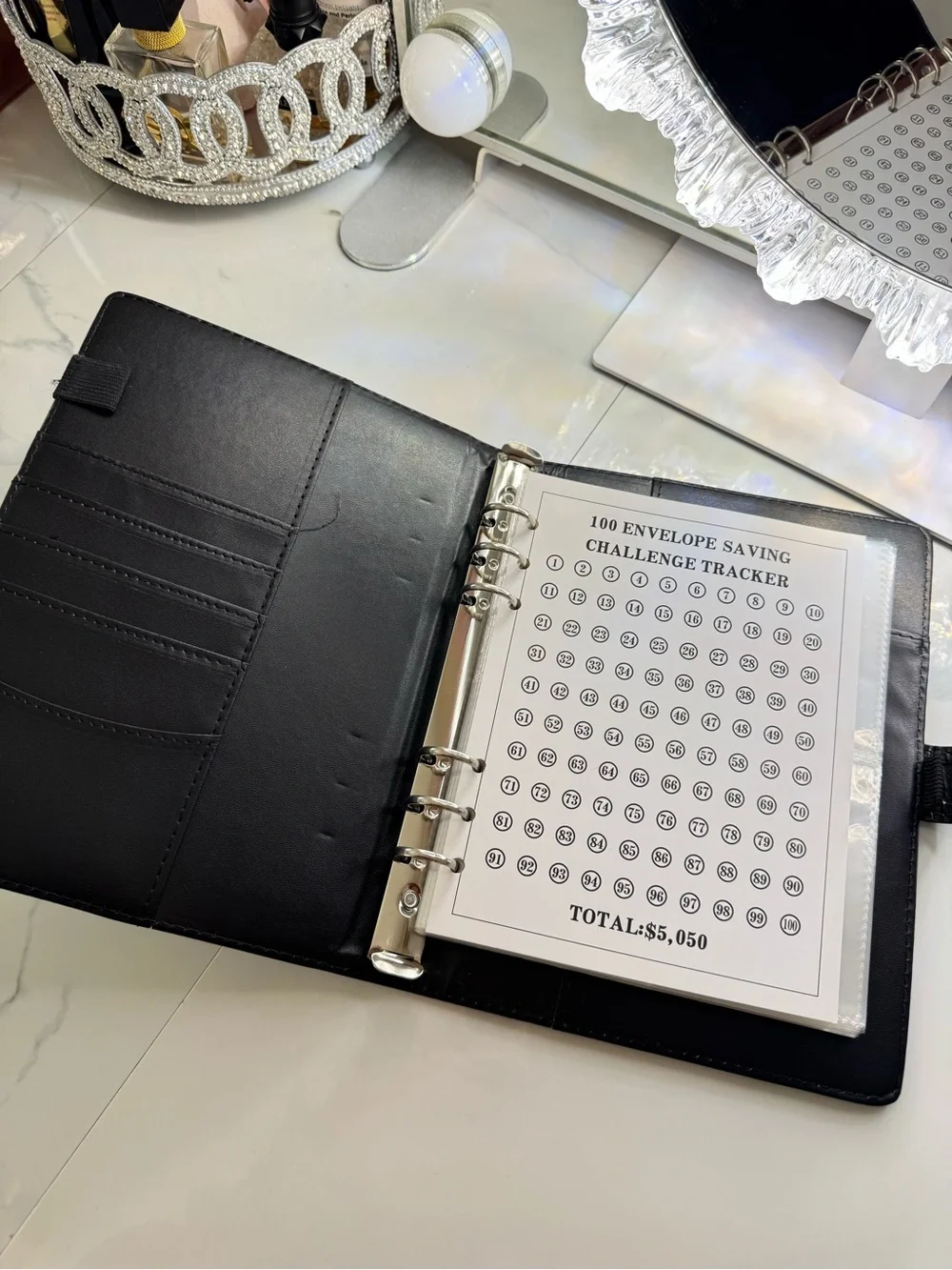 Cash savings challenge book